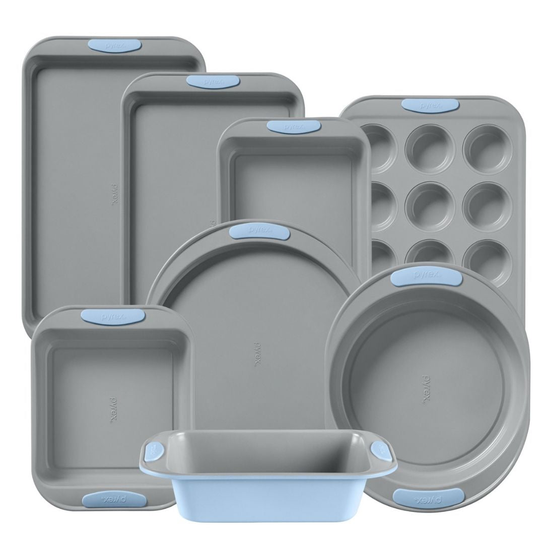 Pyrex? Metal Bakeware 8-Piece Set in Cerulean